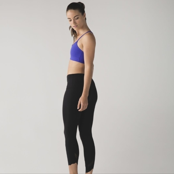LULULEMON Flow Y Bra IV Size 4 - Picture 5 of 9